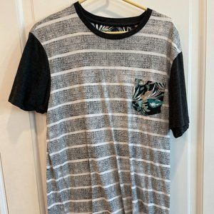 Public Opinion Mens Large Shirt